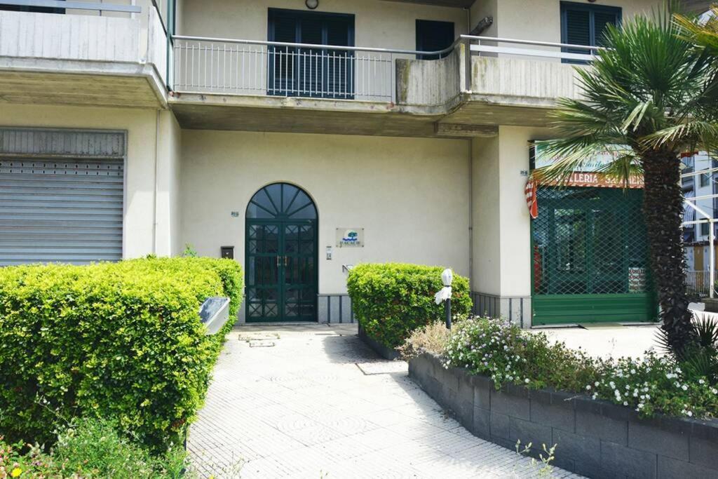 Appartamento Casasolemare Fondachello ฟอนดาเคลโล ภายนอก รูปภาพ